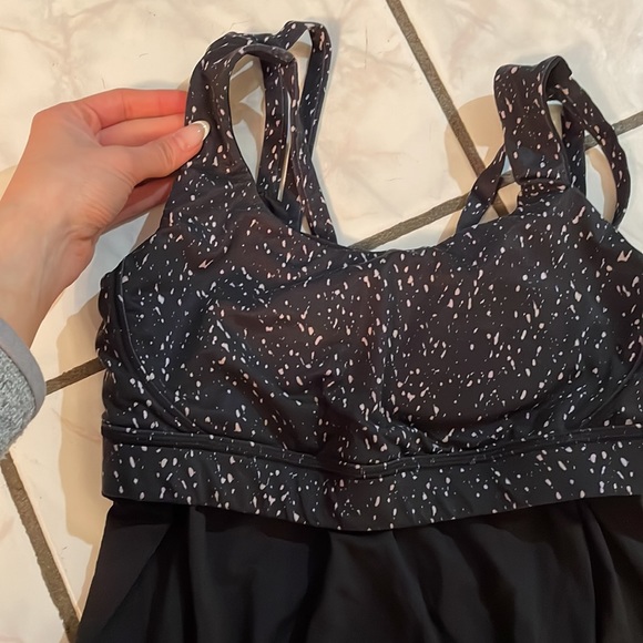 Lululemon sports bra tank top - Picture 4 of 6